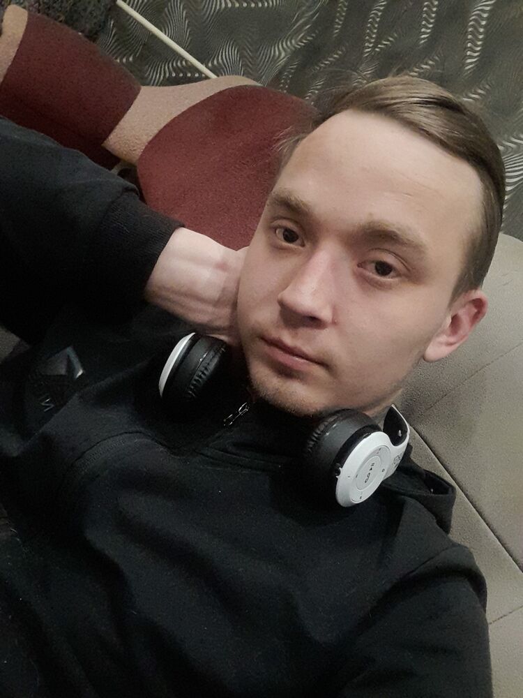  44537580  , 25 ,    