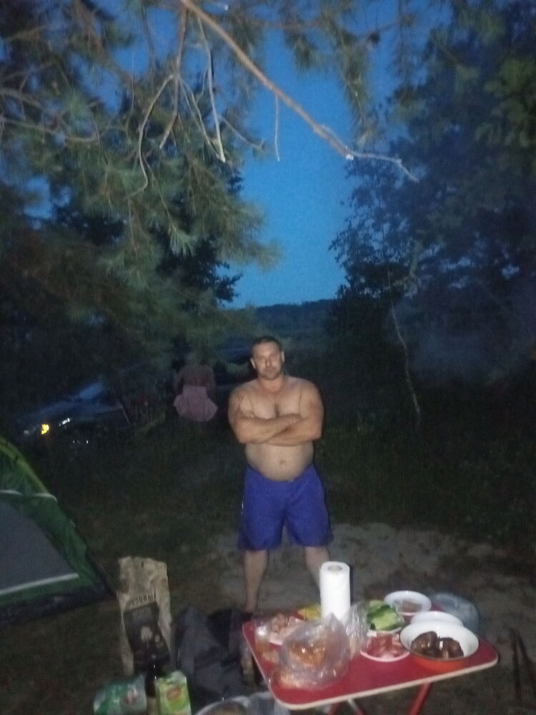  33403470  , 40 ,    