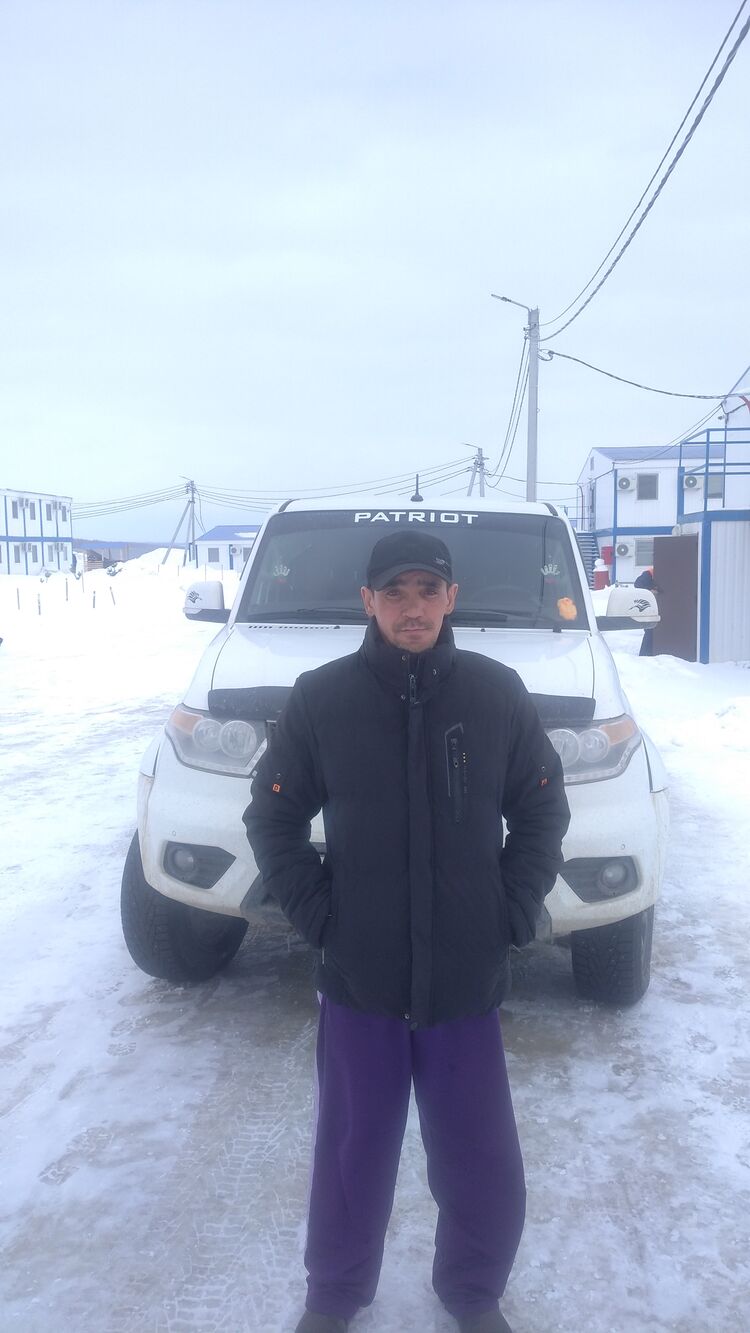  34846080  Dmitrij, 43 ,    