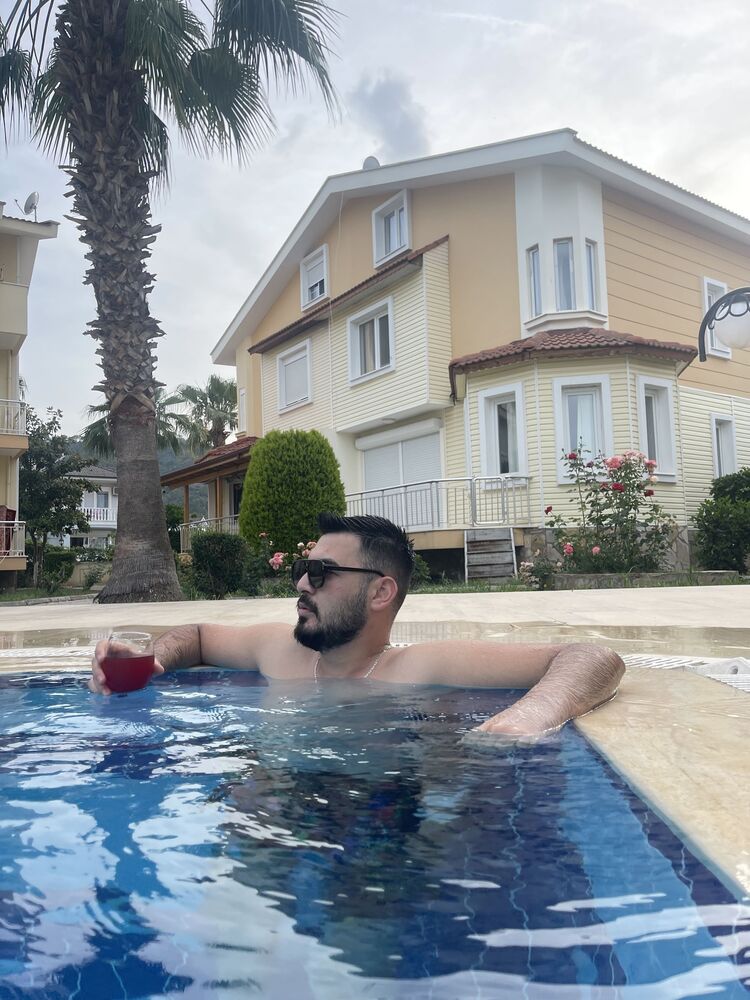  ,   Onur, 25 ,   ,   