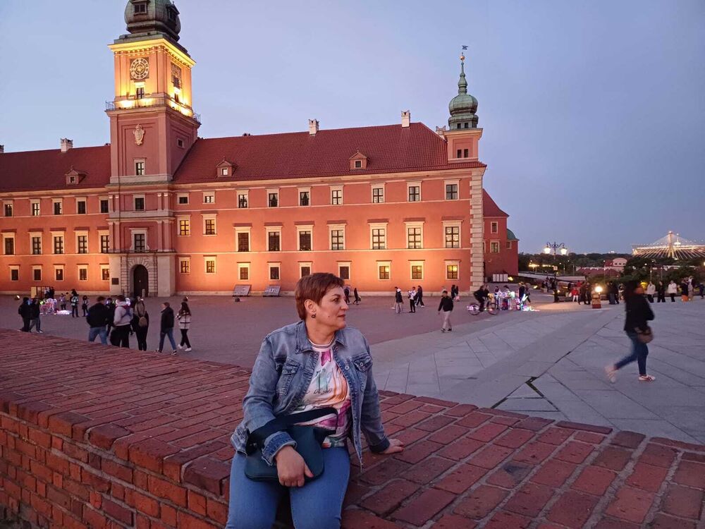  Warszawa,   , 52 ,   ,   , c , 