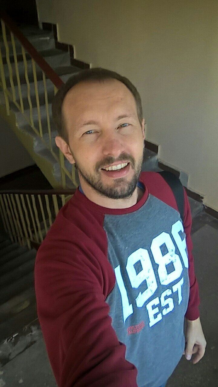  ,   Nik, 41 ,   ,   
