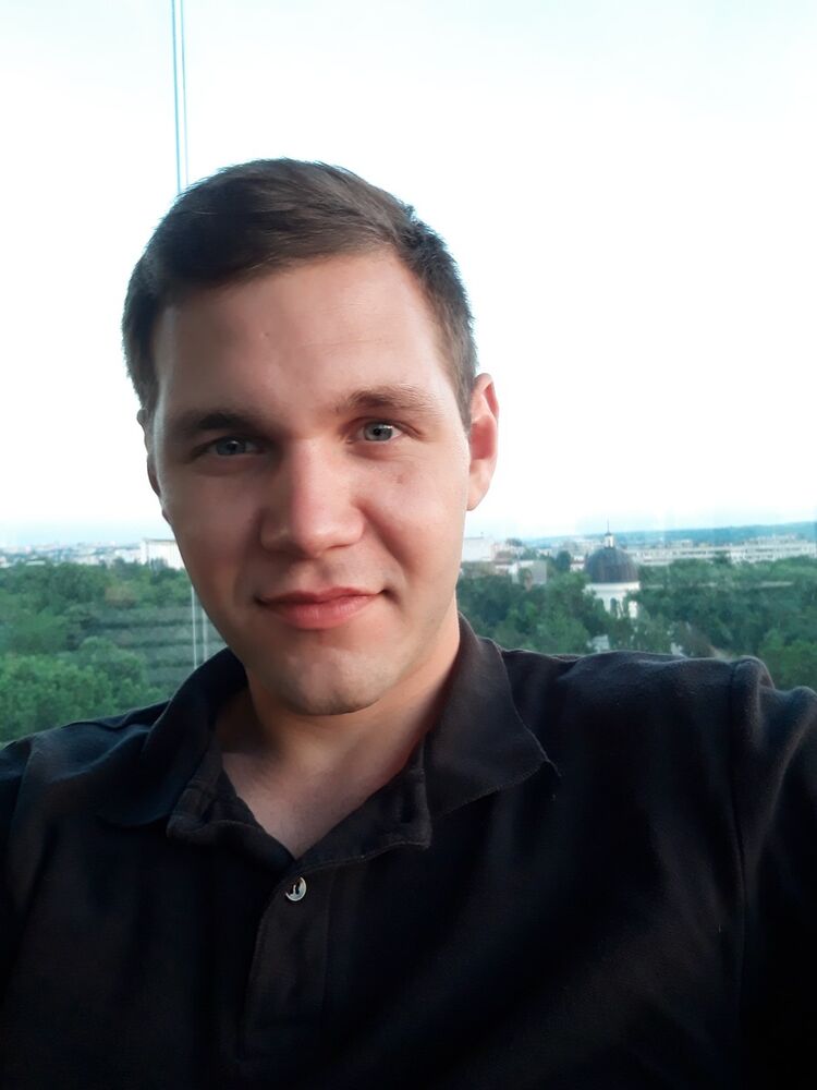  ,   Tony, 32 ,   ,   , c 