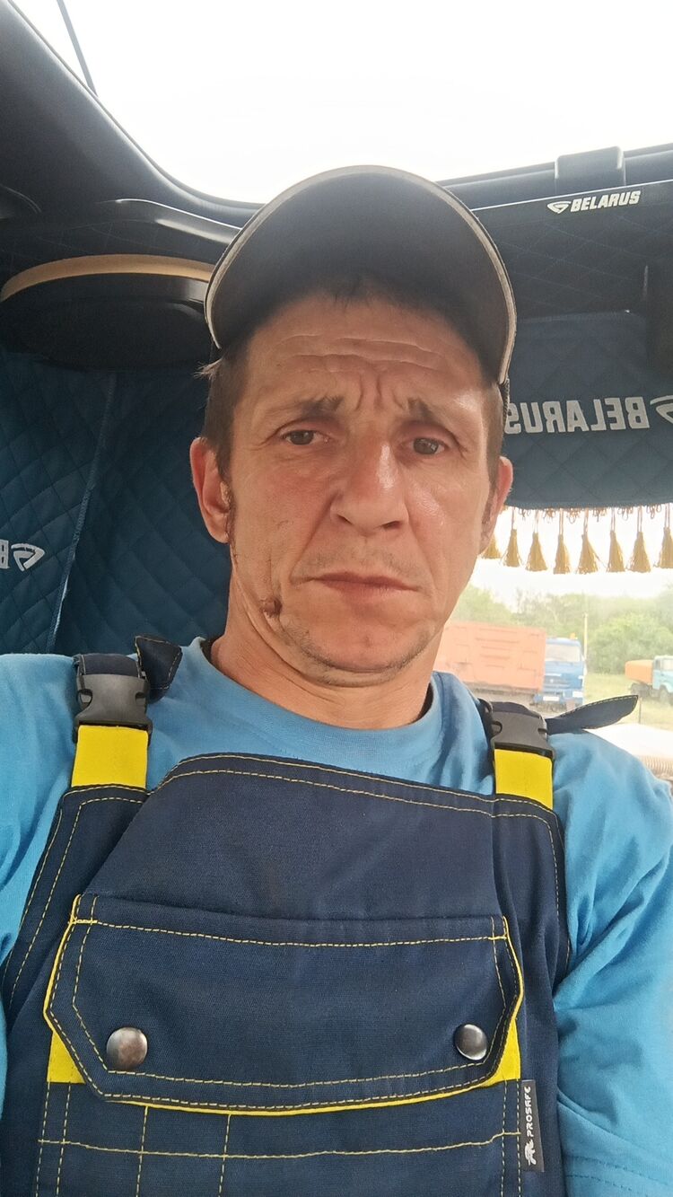  52867630  , 48 ,    