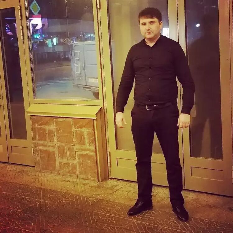  28107410  , 39 ,    
