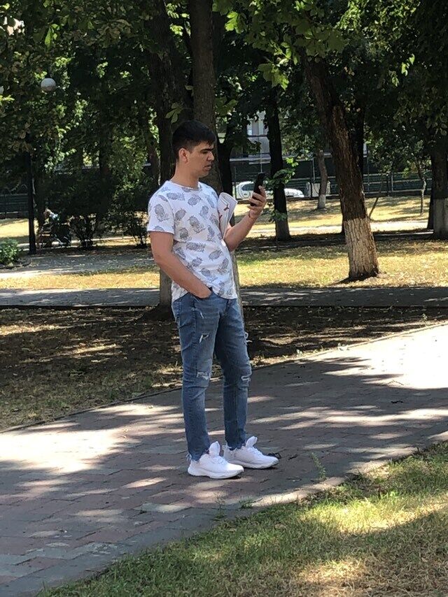  23601940  Goodboy, 32 ,    