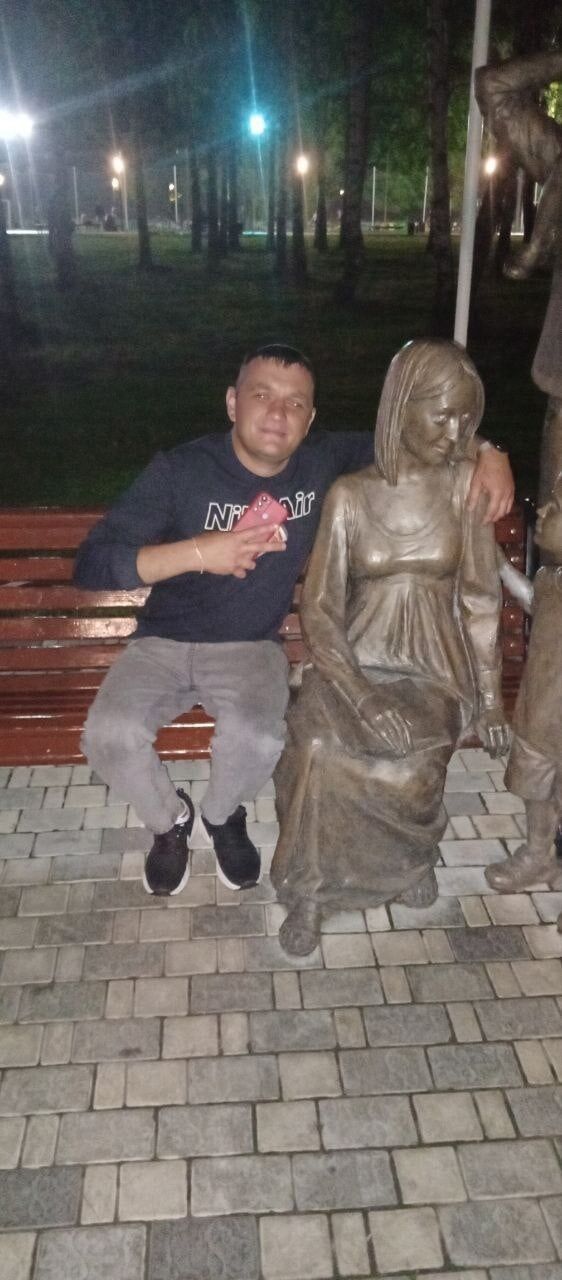  45395660  , 33 ,    