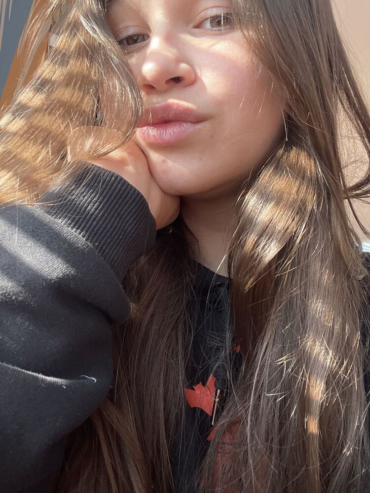  51617530  Alina, 20 ,    