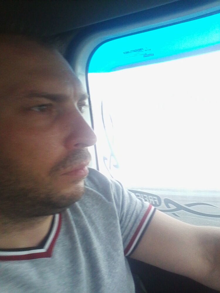  7136600  , 42 ,    