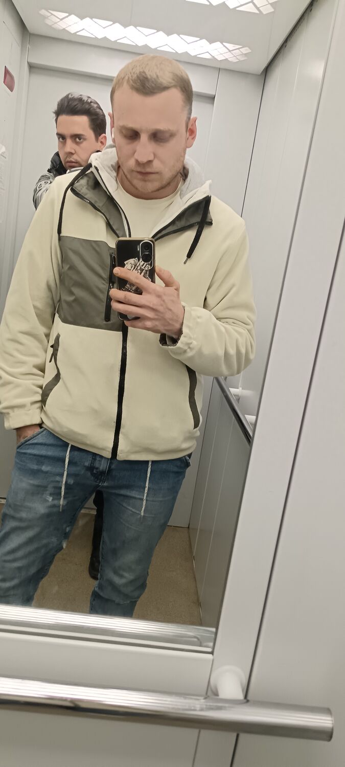  52809530  , 24 ,    