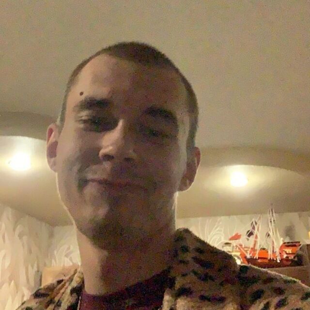  33847820  MrPenGvin, 23 ,    
