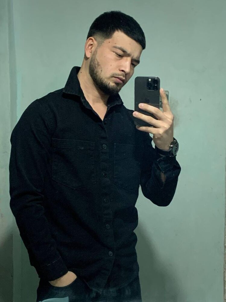  42939570  Amir, 25 ,    -