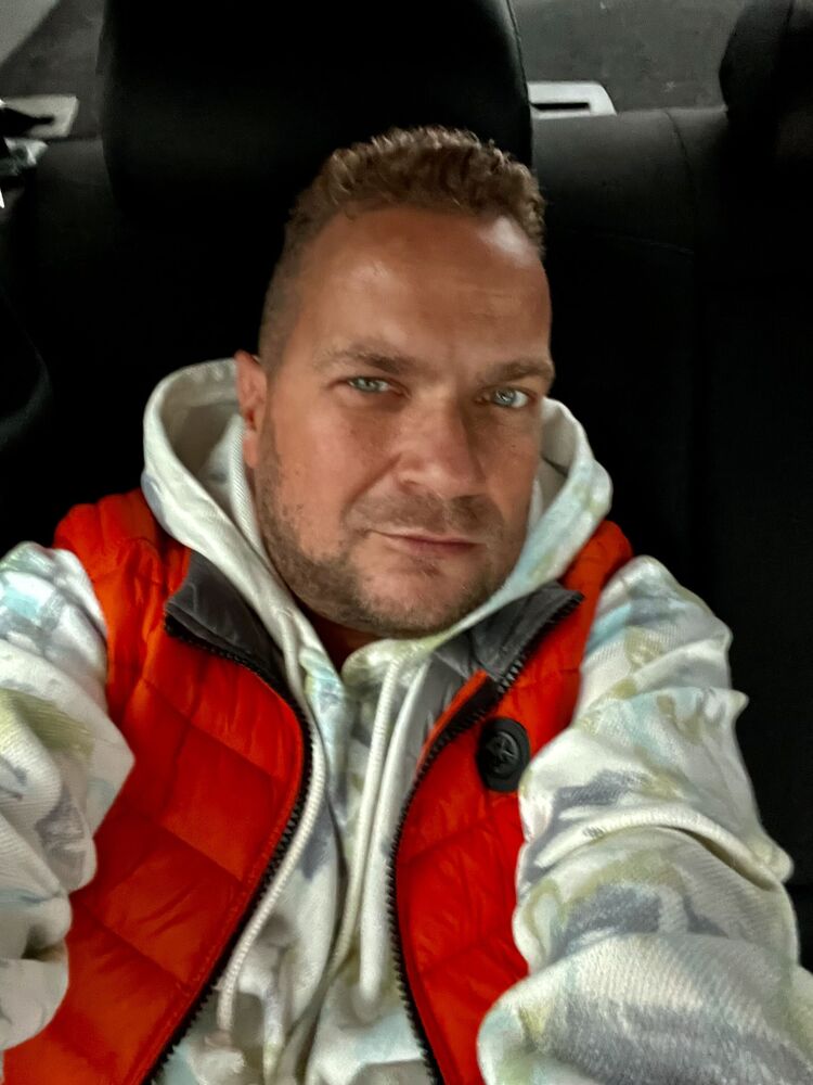  ,   Sergey, 43 ,   ,   