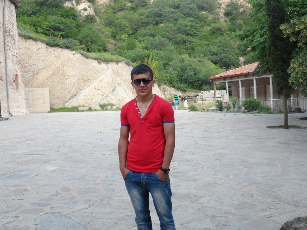  5329950  Giorgi, 29 ,    