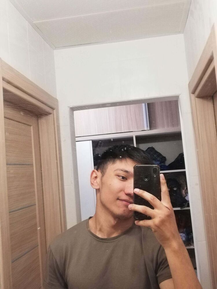  53058930  Kaiser, 24 ,    