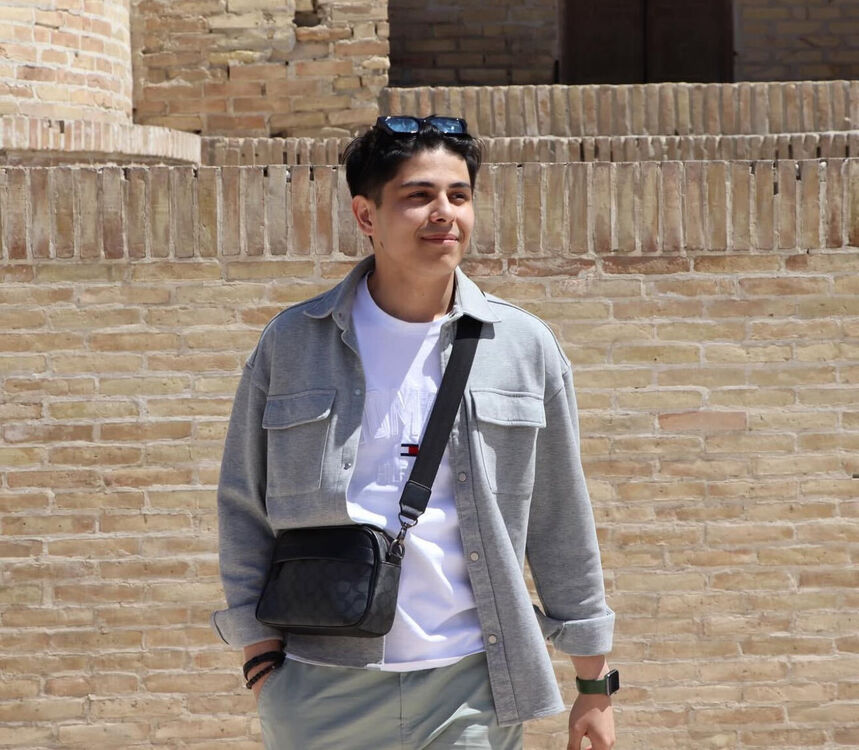  53650970  Nabi, 22 ,    