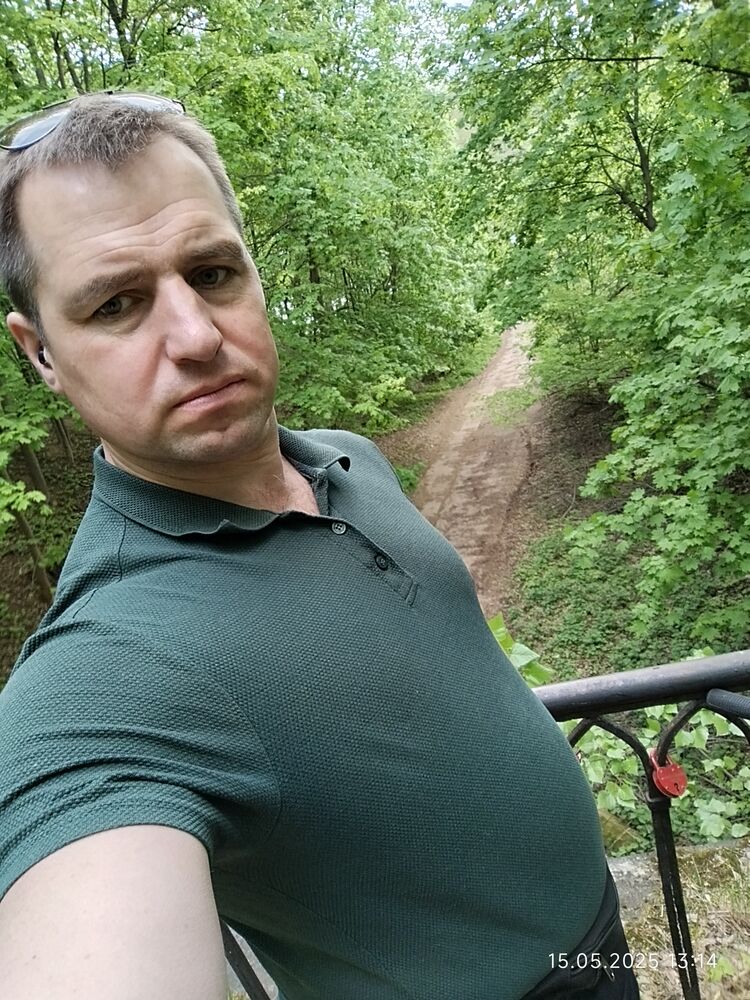  ,   Dima, 44 ,   ,   , c , 