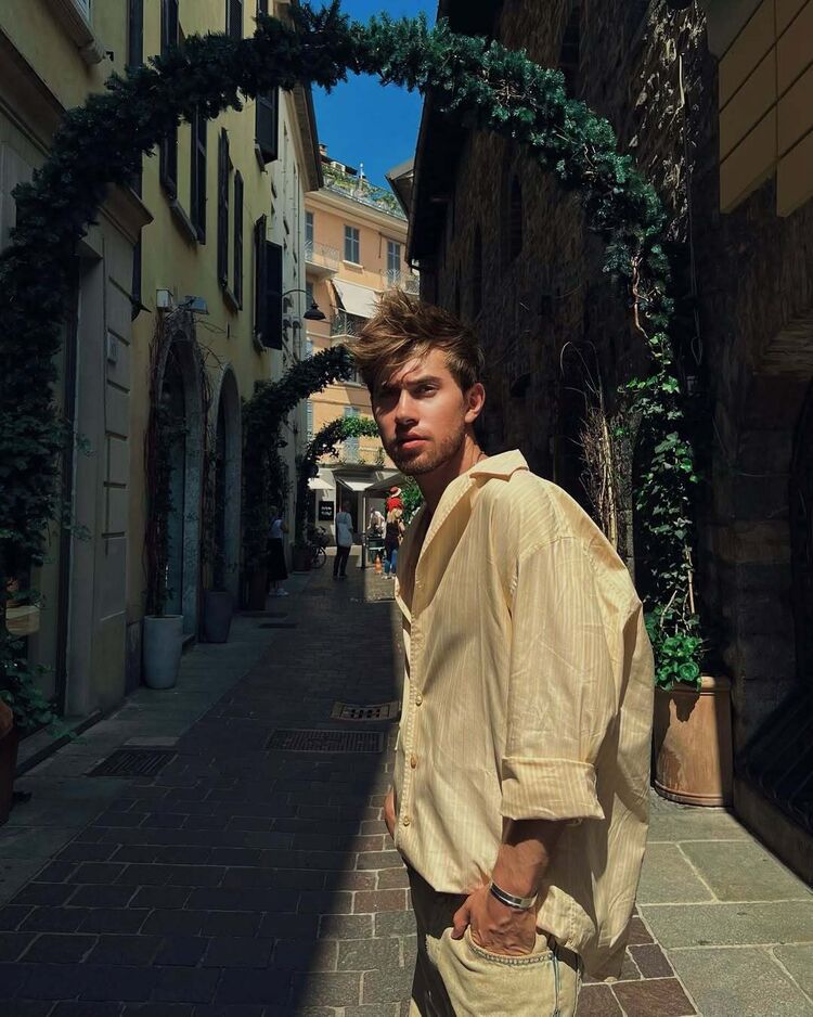 ���� 52974120 ������� ���������, 42 ����, ���� ���������� � �����������