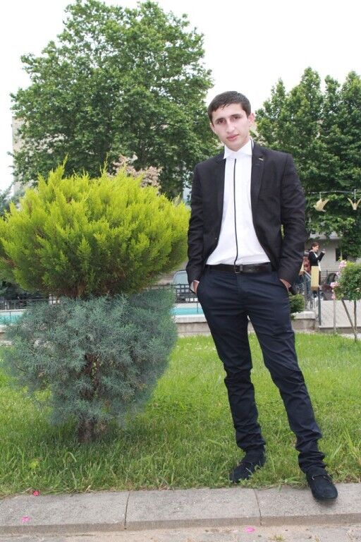  ,   Mamuka, 28 ,   ,   , c 