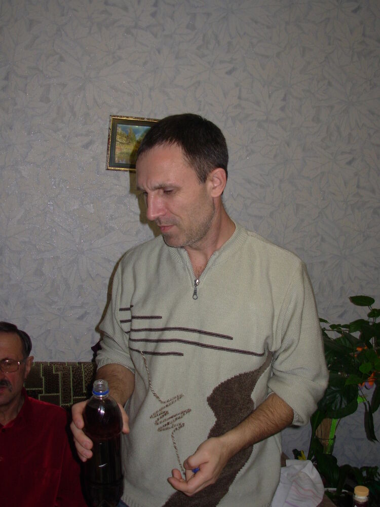  ,   Vova, 54 ,   