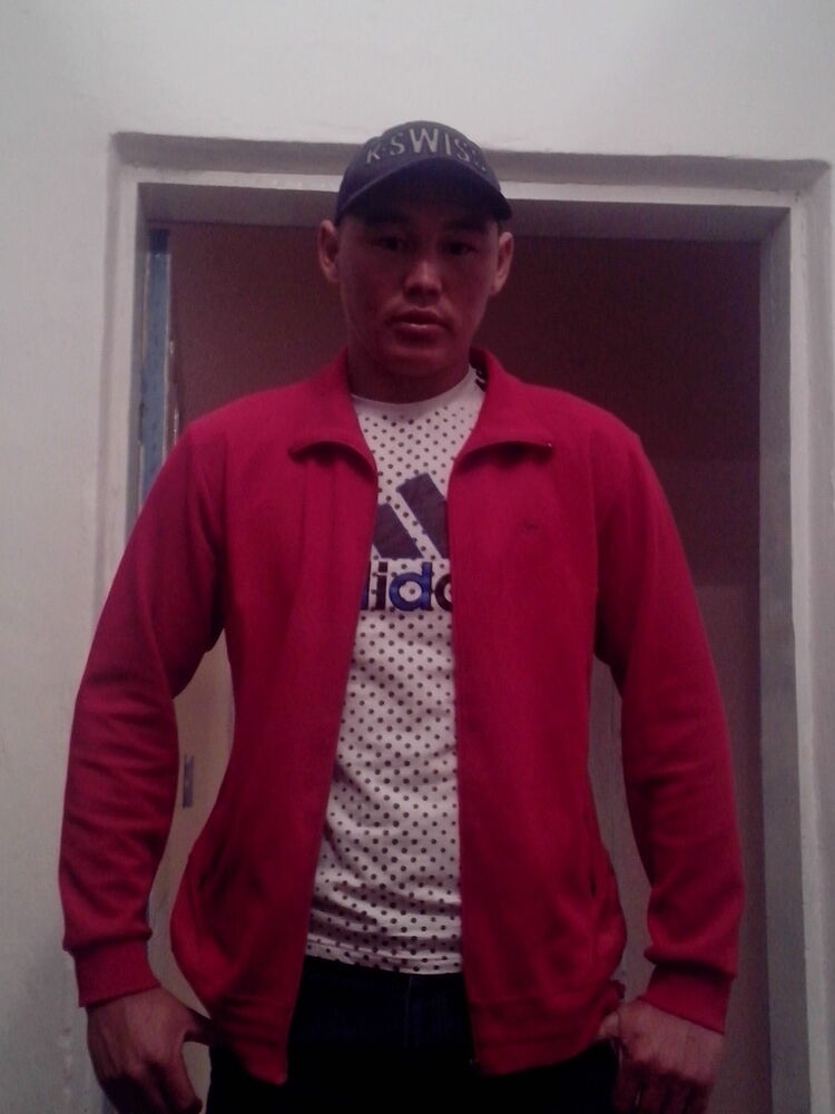  4726880  Kuba, 33 ,    -