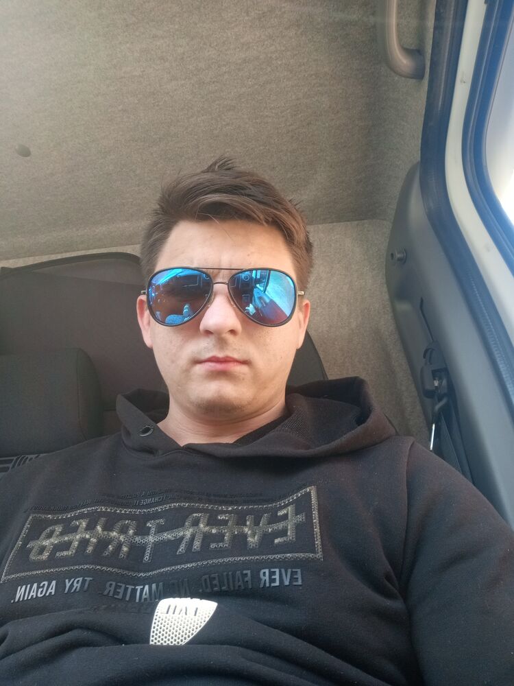  ,   Ted, 24 ,   ,   
