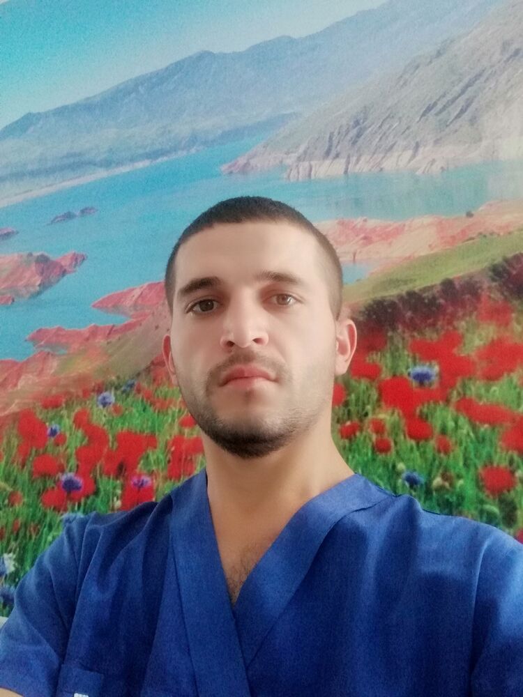  30184490  Najibullo, 33 ,    