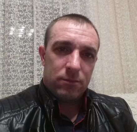  ,   Aleksandr, 40 ,   c 