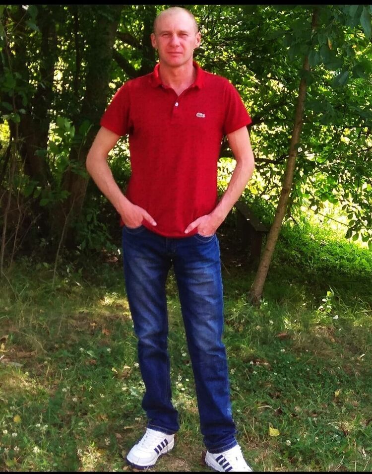  21748060  , 41 ,    