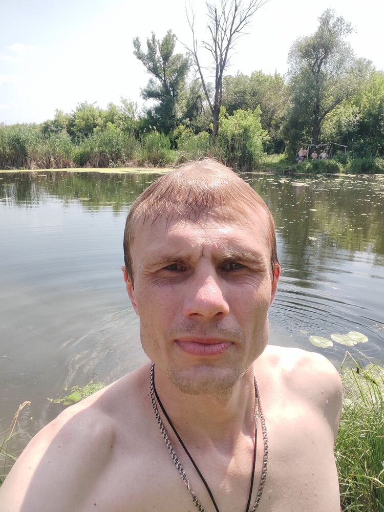  52883530  , 34 ,    