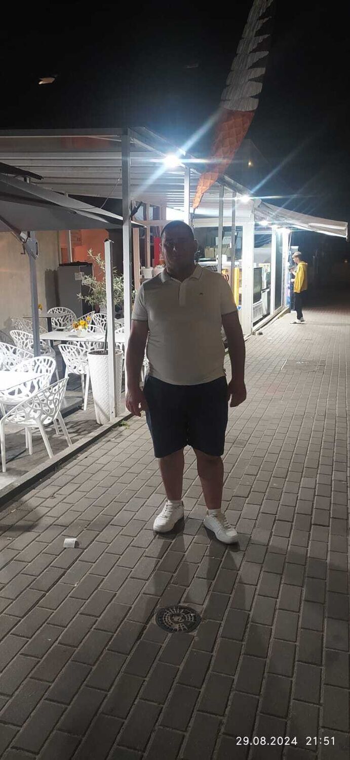  ,   Levan, 26 ,   ,   