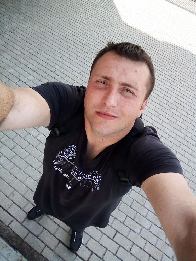  ,   Serj, 34 ,   ,   , c 