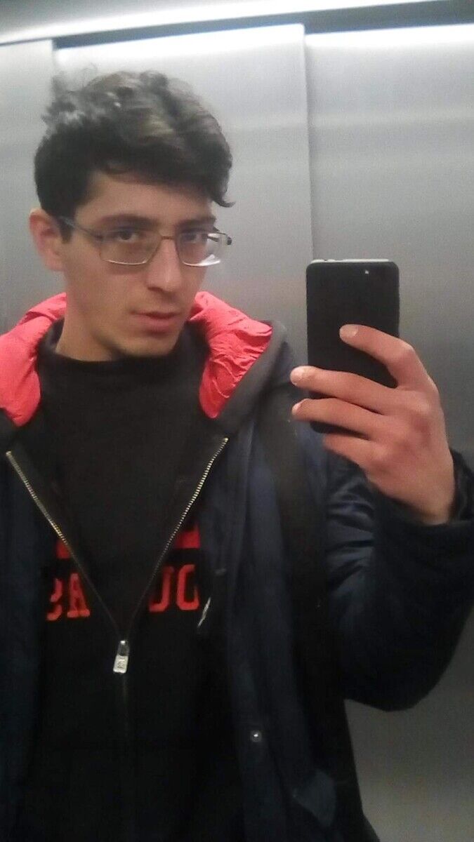  22143570  , 27 ,    