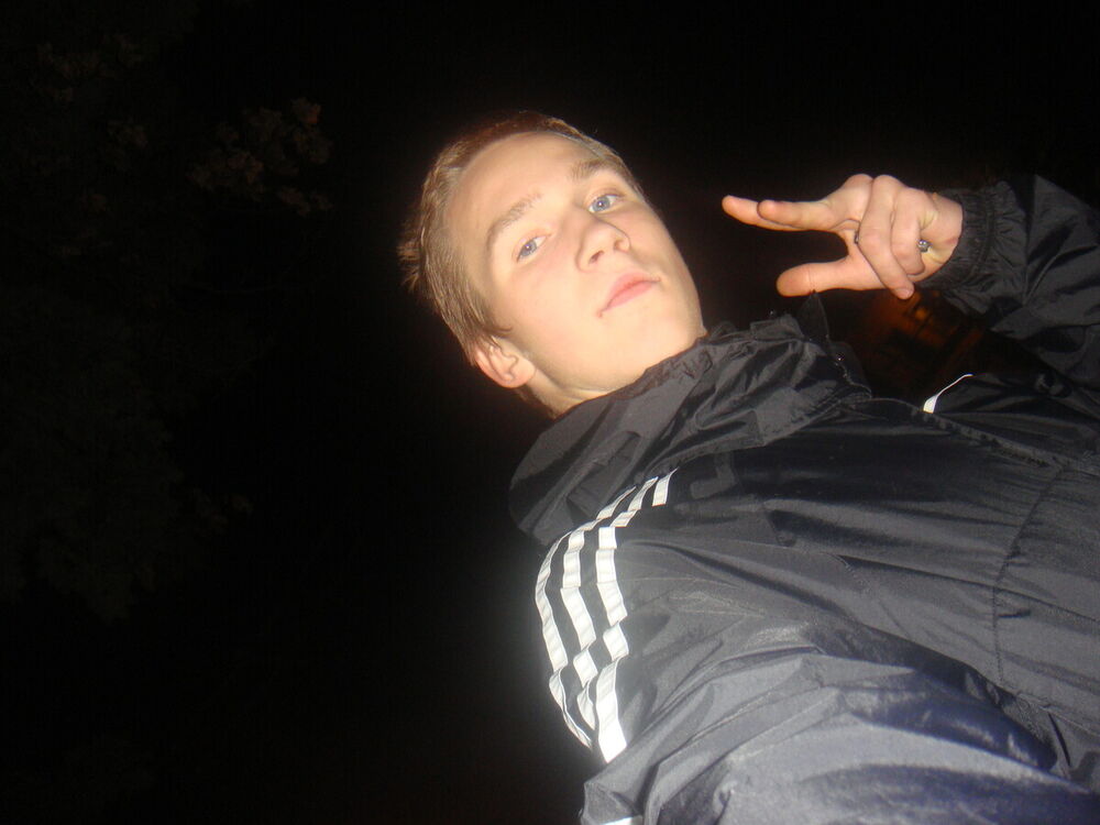  ,   Aleksandrs, 28 ,   ,   , c , 
