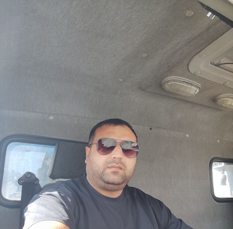  46849370  , 39 ,     