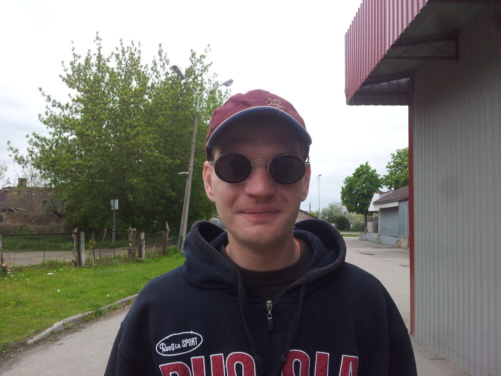  ,   Alexander, 42 ,   ,   , c 