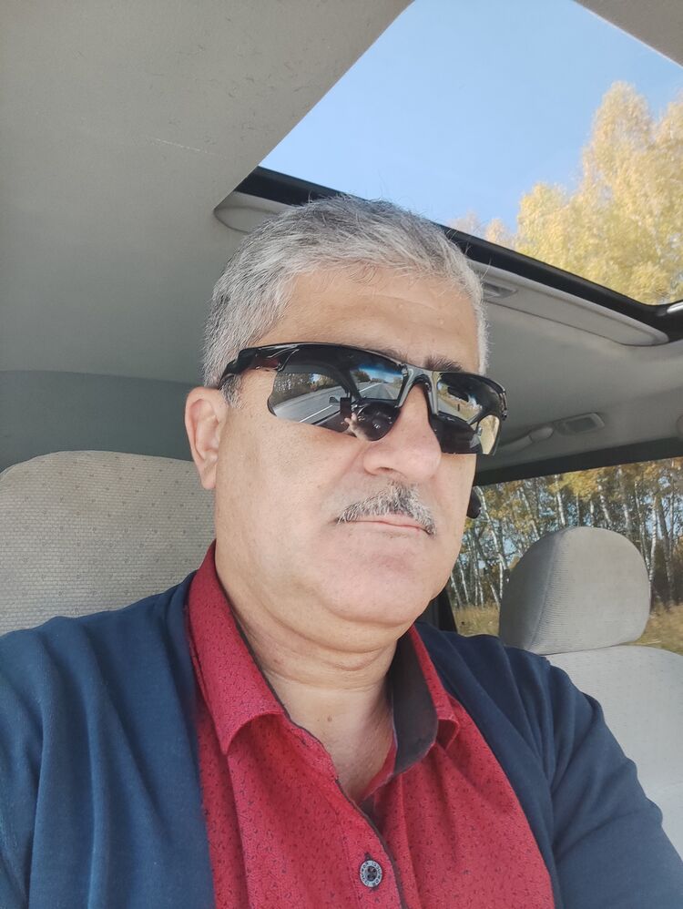  ,   Bakhtiar, 47 ,   ,   , c 