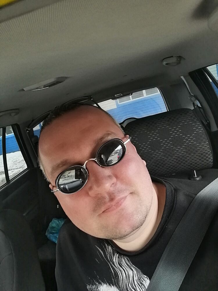  26921850  Daniil, 38 ,    -