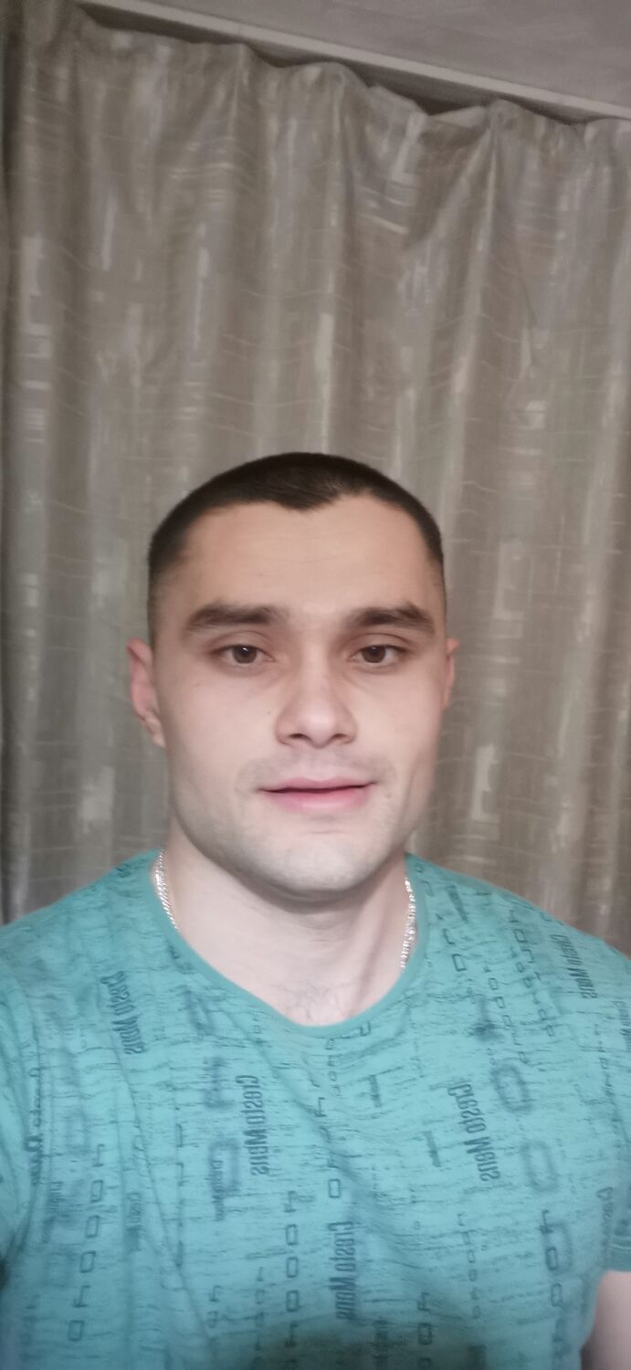  32070680  Rostislav, 28 ,    