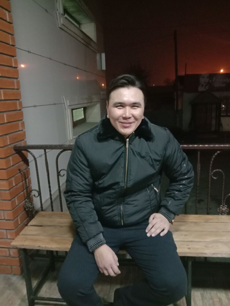  18546480  , 33 ,    
