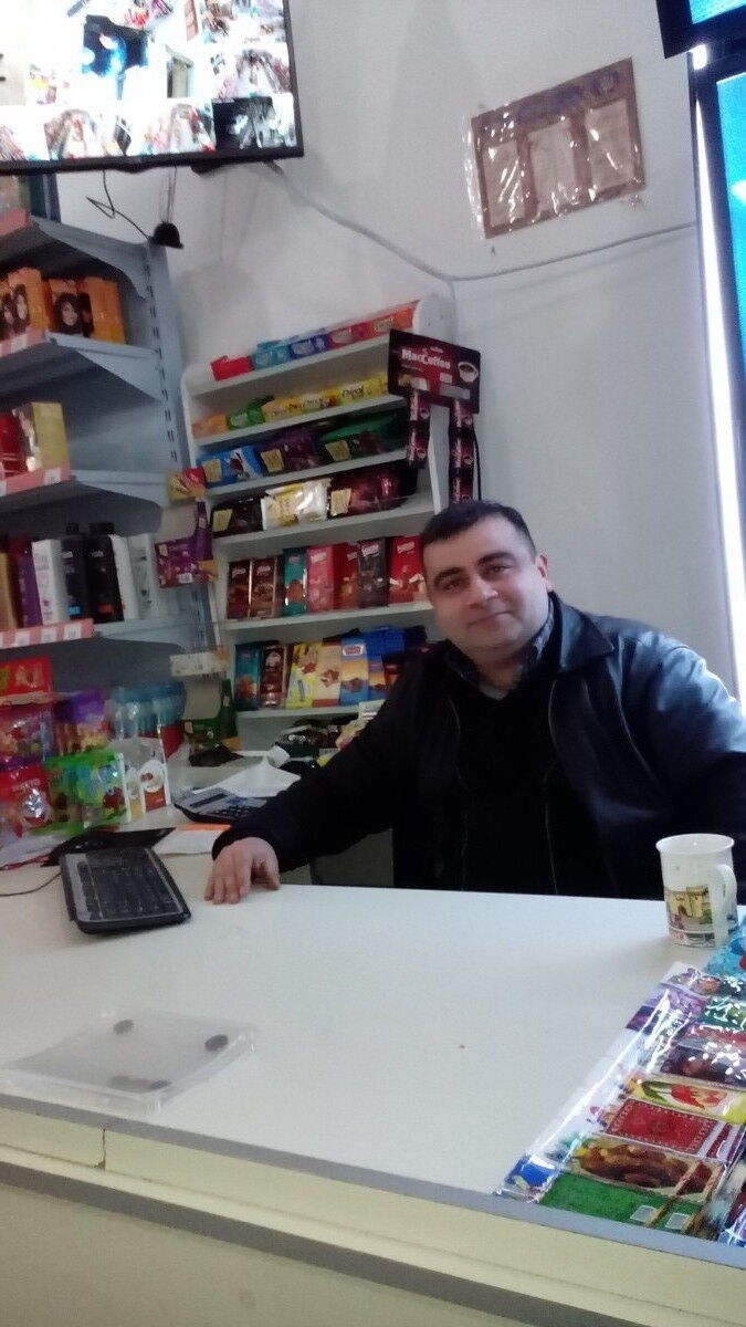  ,   Teymur, 46 ,   