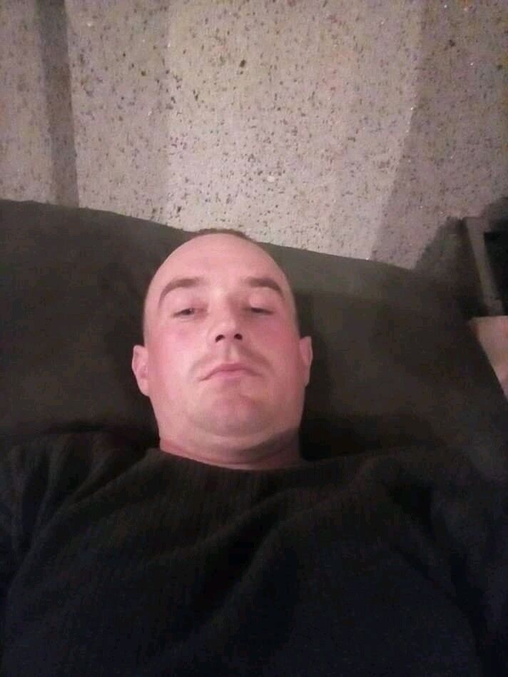  ,   Anatoliy, 32 ,   