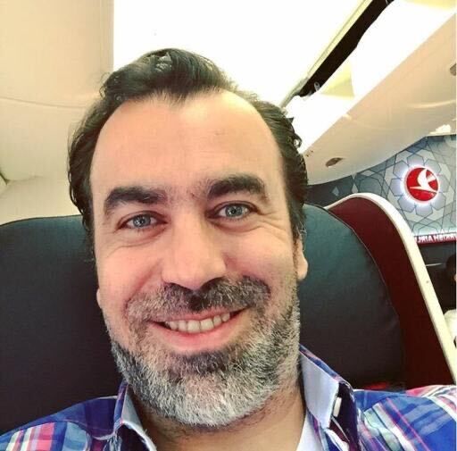  47049520  Alessandro, 51 ,    's-Graveland