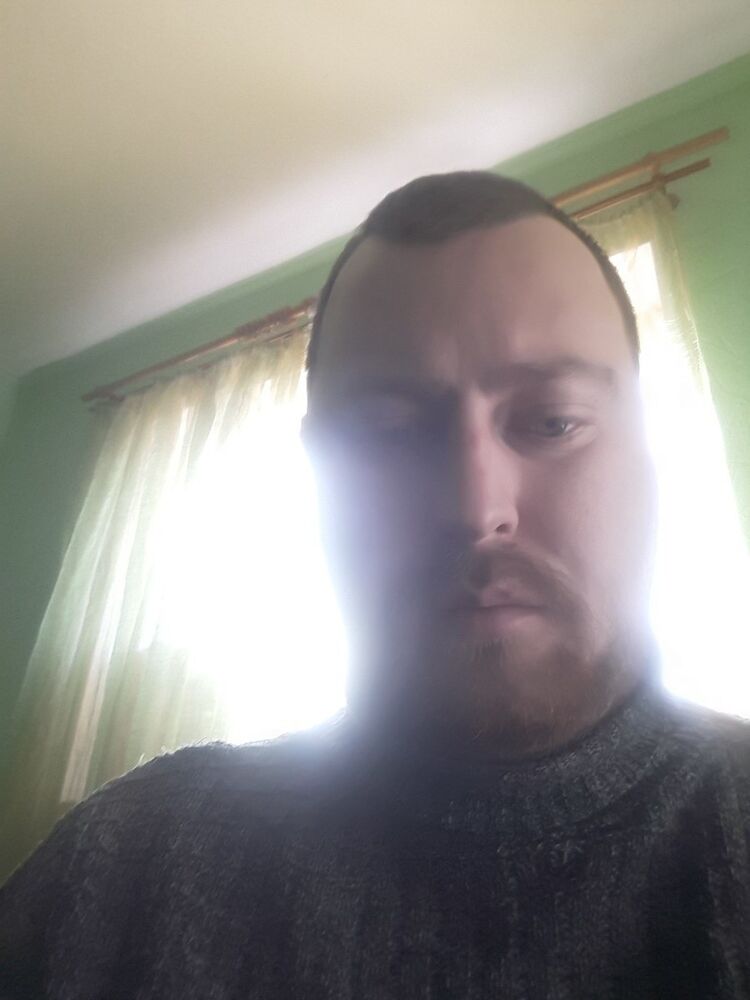  18716490  Pavel, 35 ,    