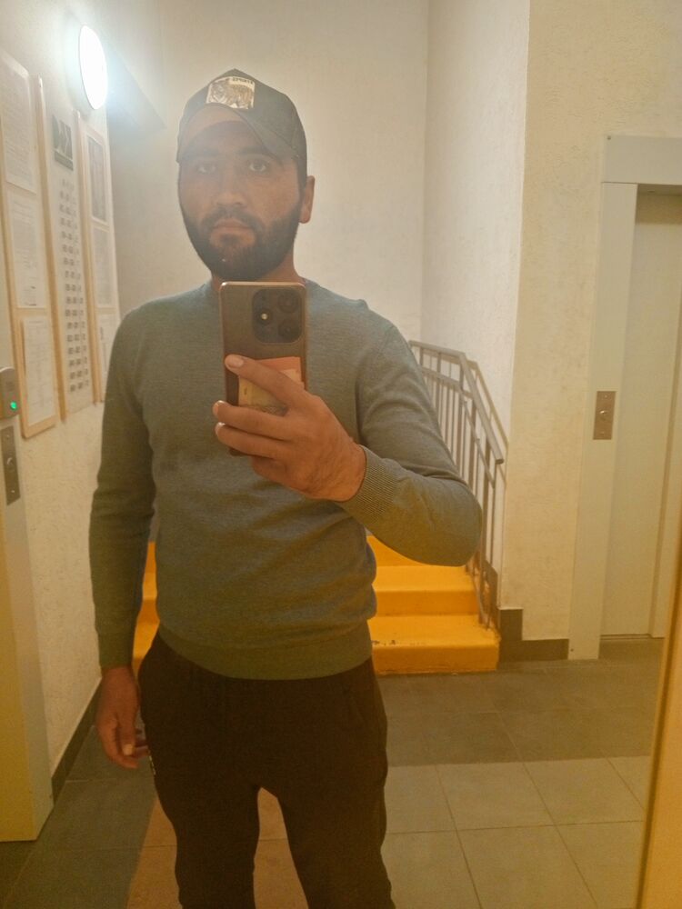  45867170  , 26 ,    