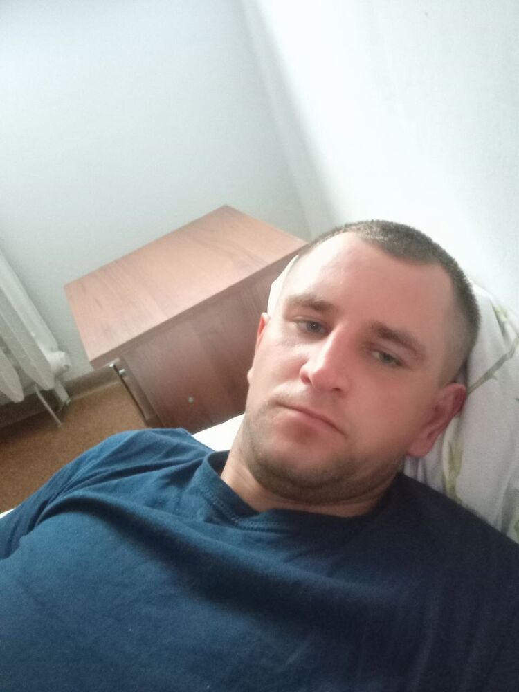  52934490  , 27 ,    