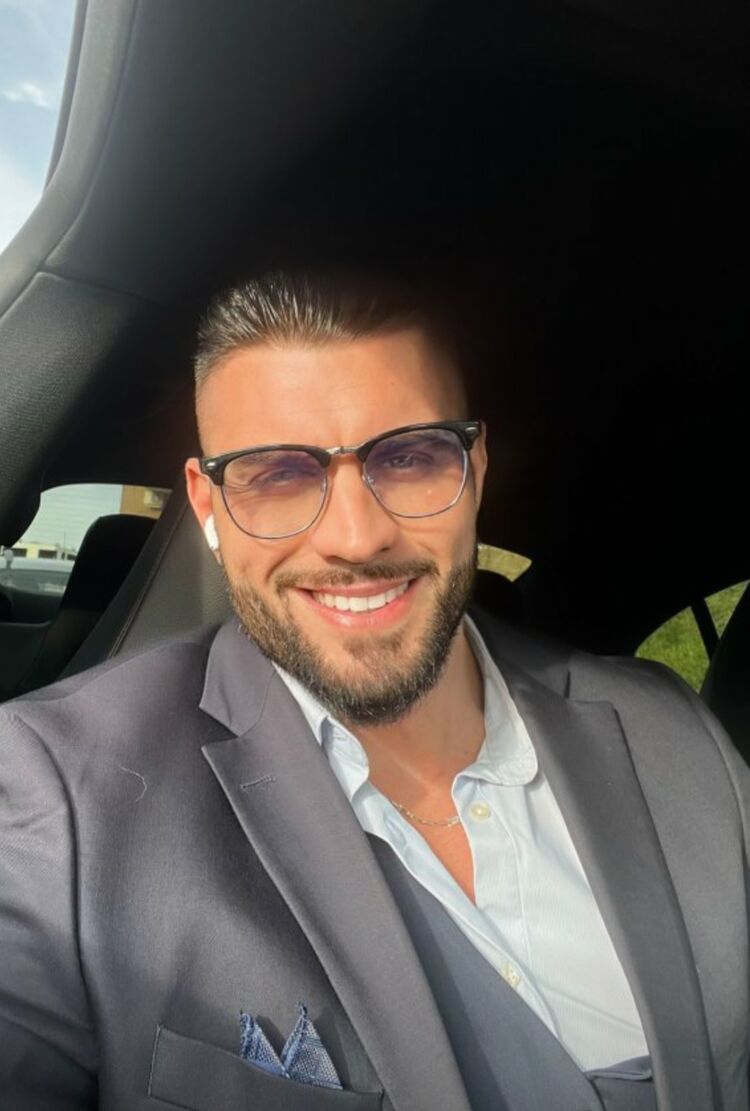  ,   Alex, 36 ,   ,   , c 