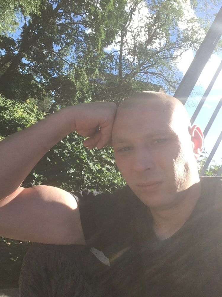  ,   Artur, 34 ,   ,   , c 