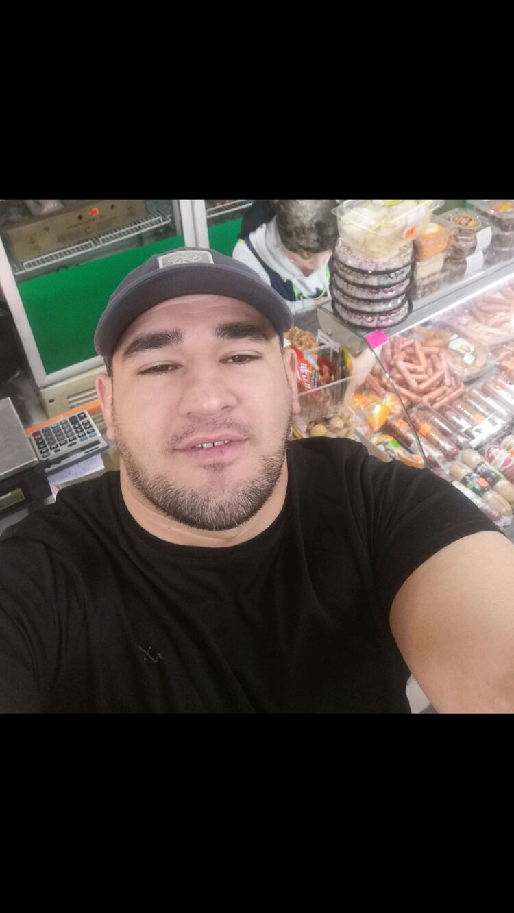   ,   Xan, 37 ,   