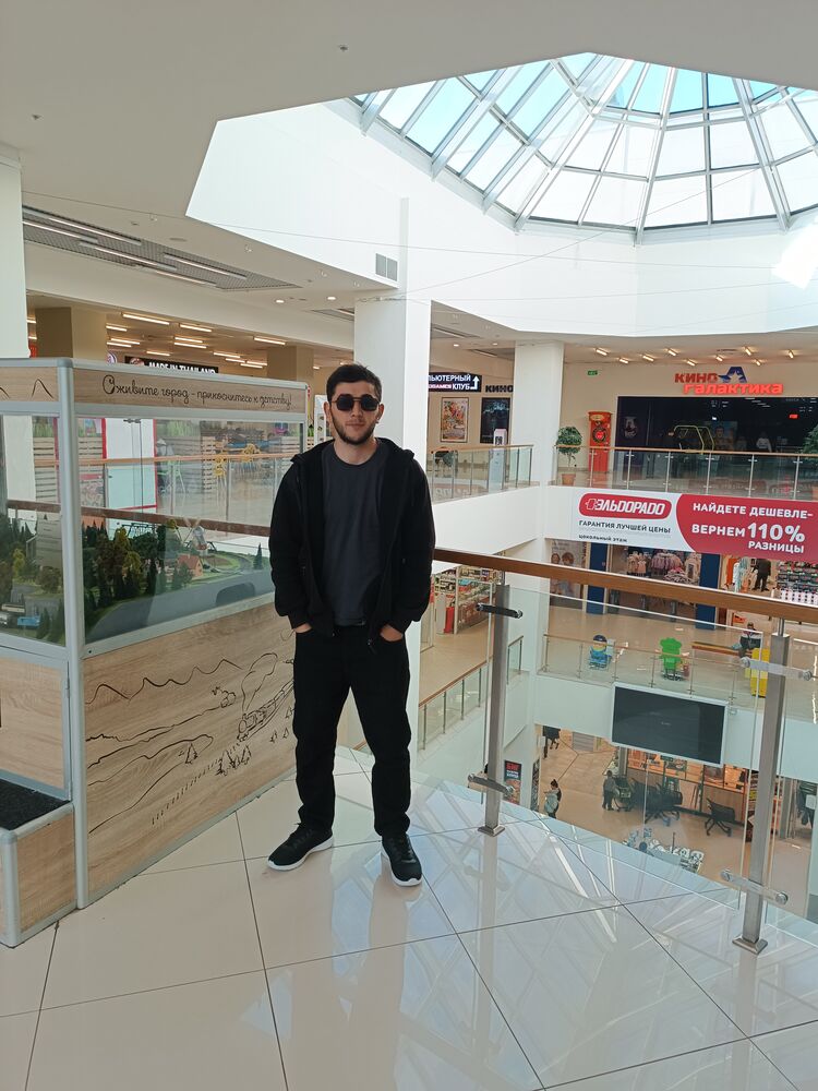  51392670  Ika, 20 ,    Utopia